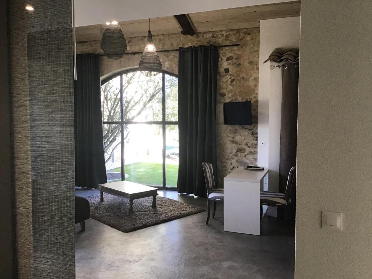 Saint-Paulet-de-Caisson Domaine Chamarelヴィラ エクステリア 写真